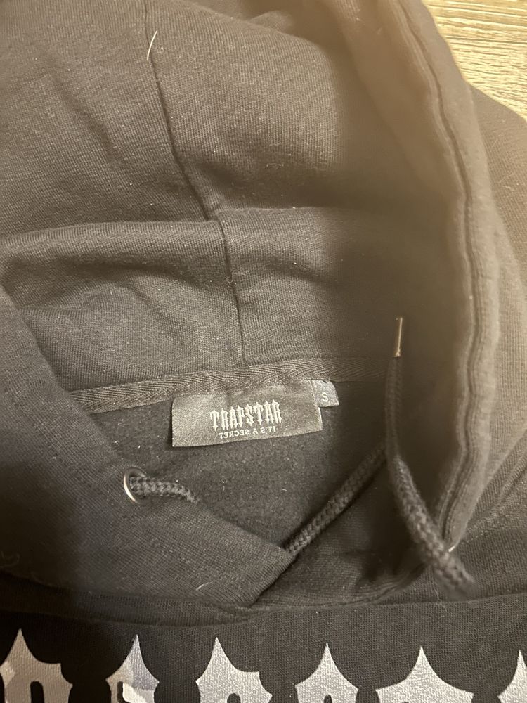 Чисто нов Trapstar екип