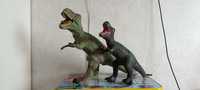 Динозавры 2 штуки