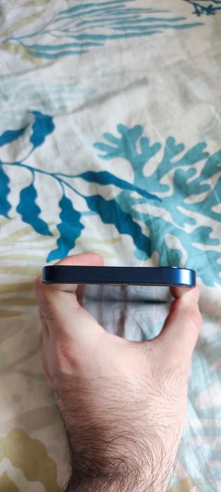 iPhone 12 128GB Напълно Отключен