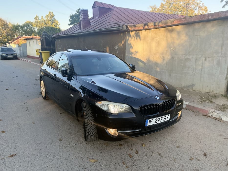Vand  sau schimb bmw f 10 anul 2010 520 diesel