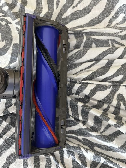 Aspirator dyson v7 perfect functional