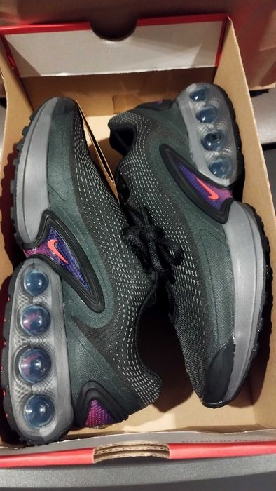 Нови оригинални маратонки Nike Air Max