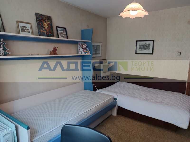 Продава се Тристаен апартамент в София, Славия - 95 кв.м за 3137 €/кв.м - Снимка #7