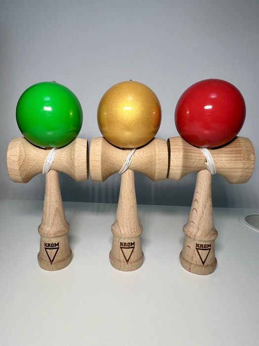 Kendama Krom - Bila Lucioasa / Sticky (NOUA)