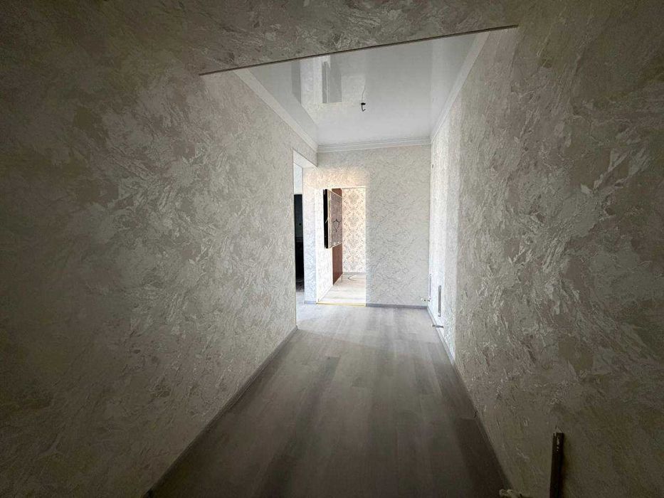 Продаётся 3х комн квартира на 8 этаже Ор-р 7 Микрорайон Вазира Маркет