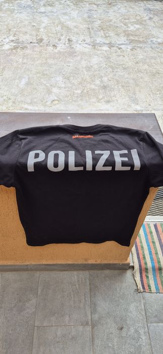 Tricou Balenciaga marimea M-L..