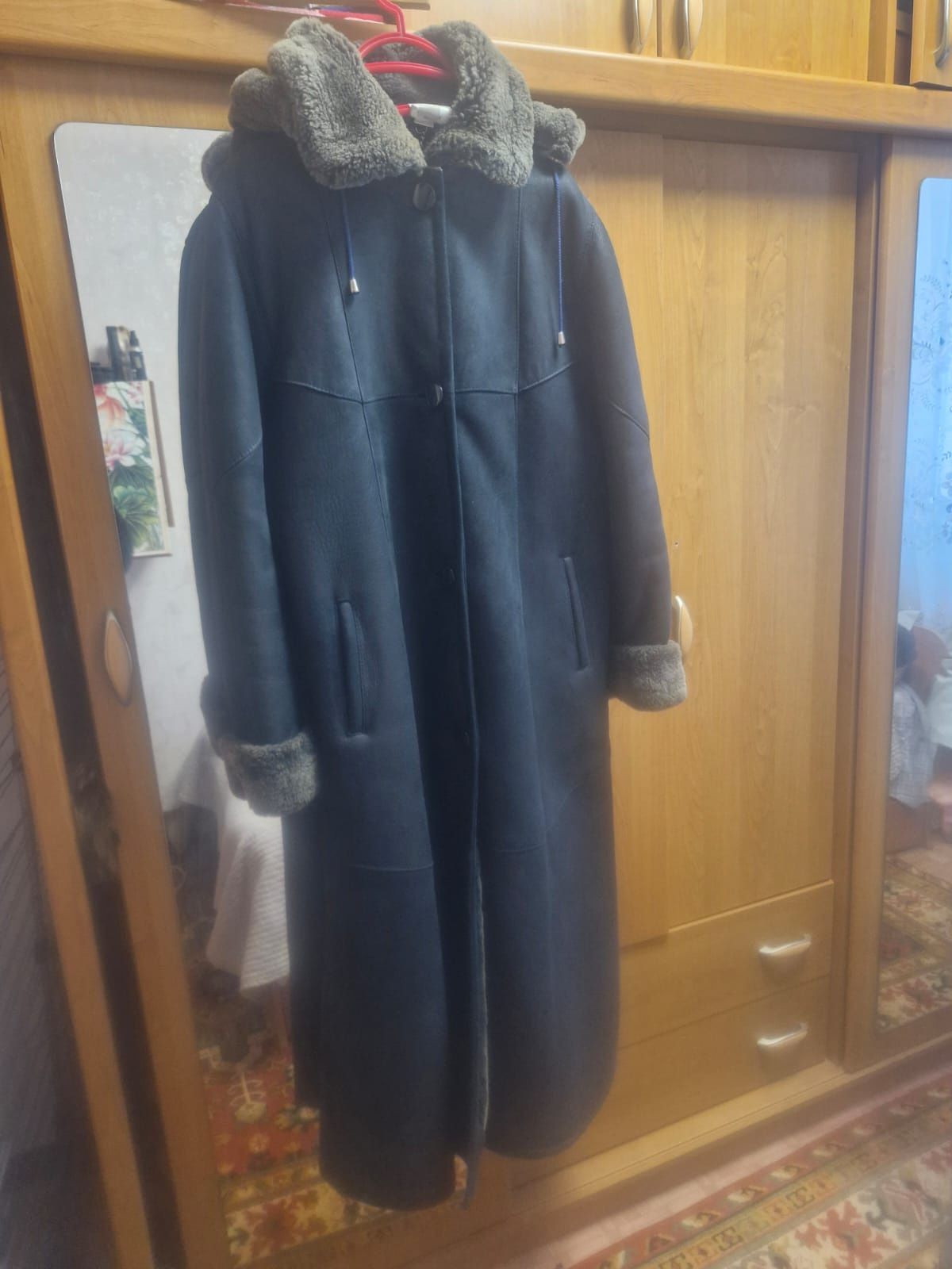 Продам дубленку натуральную