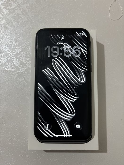 Iphone 11, 128GB, 77% емкость.