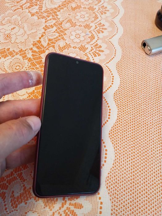 Продава се Huawei 2019