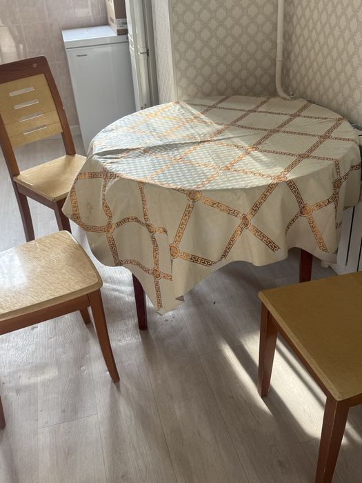 Продается Стол и стульЯ