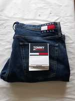 Ofertă/Blugi Tommy Jeans nr 38/32 originali