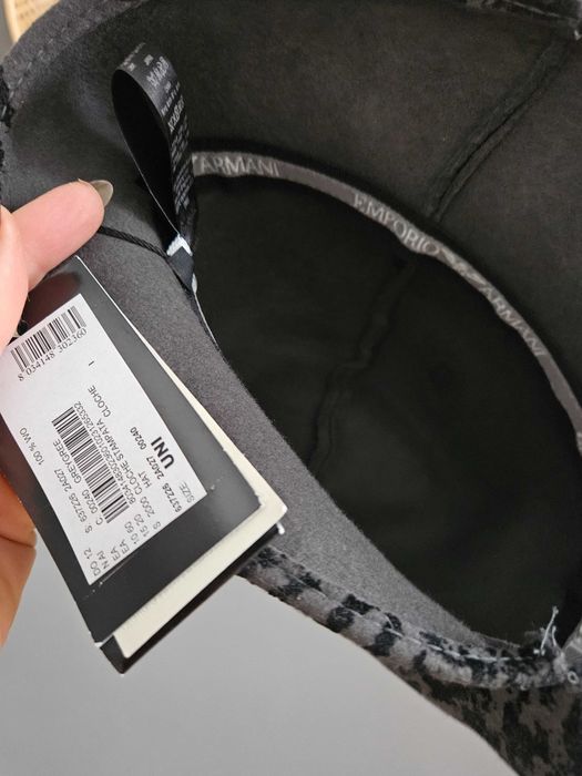 Шапка Emporio Armani
