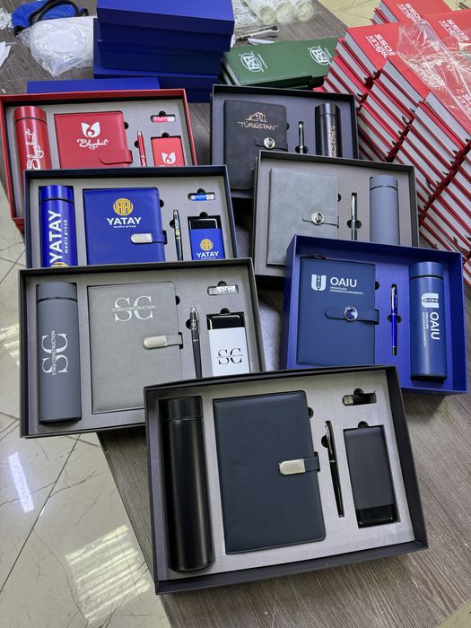 Подарочный набор блокнот с ручкой и термосом / Сыйлық Подарки Сувениры