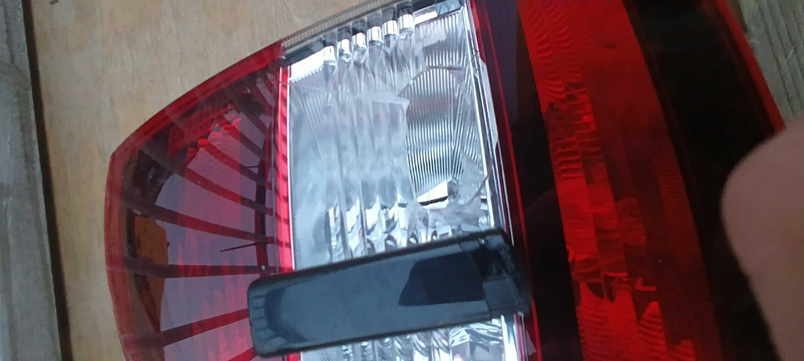 Lampa stop stanga spate skoda rapid spaceback 2018