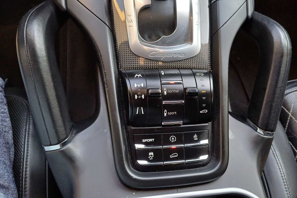 Porsche Cayenne S  4.2 diesel 440 HP frane ceramice 2013