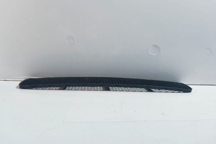 Grila bara fata 6N0853677F Volkswagen VW Polo a 3-a generatie 6N (fac