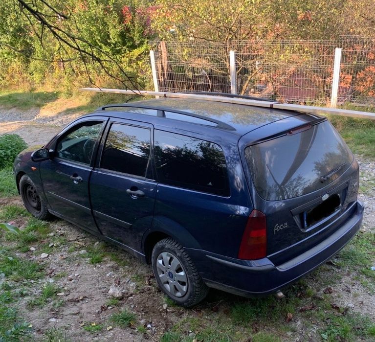 Vand ford focus pentru rabla sau piese de schimb