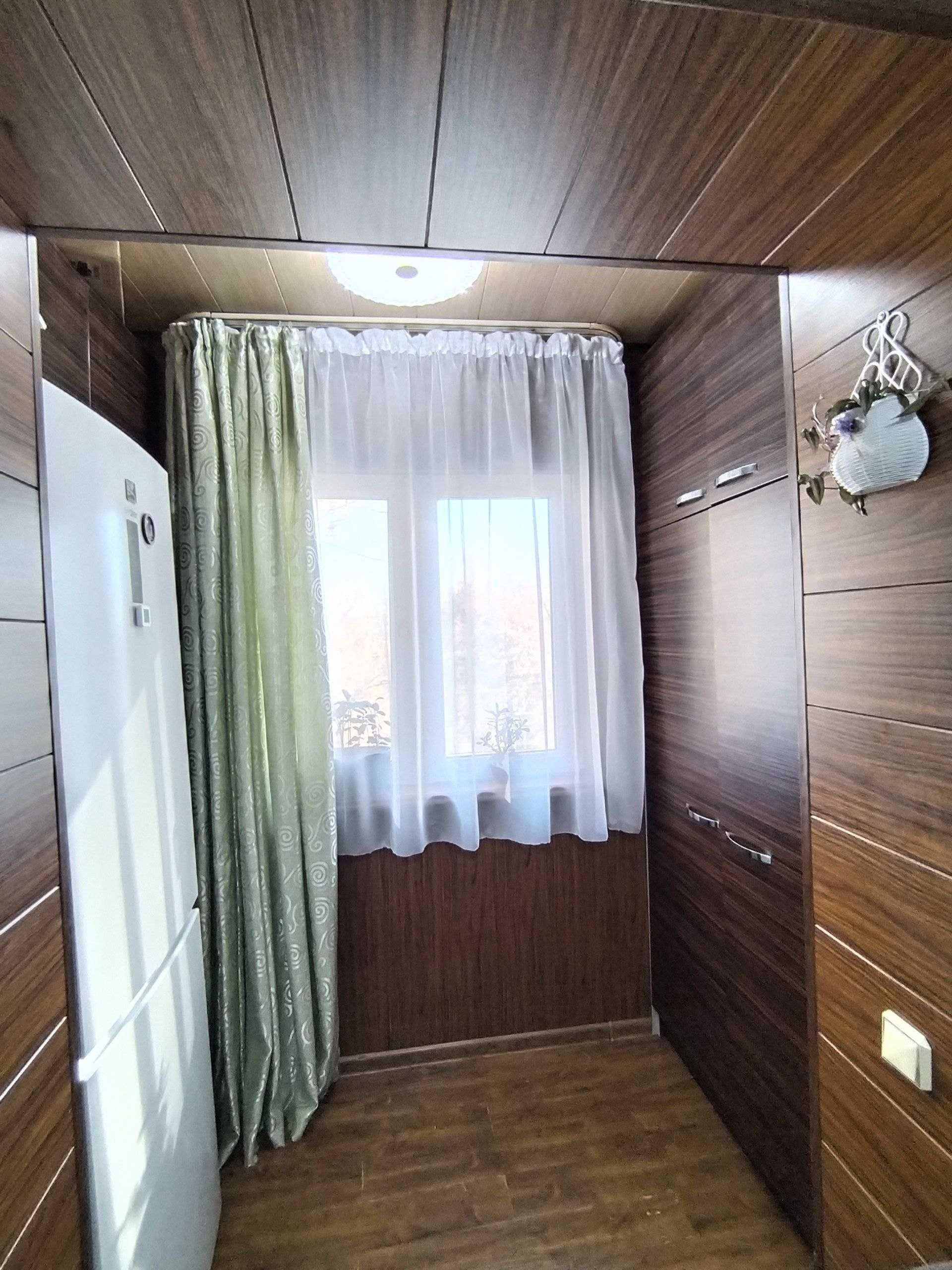 Подам квартиру метро мирза улугбек 1/4/4