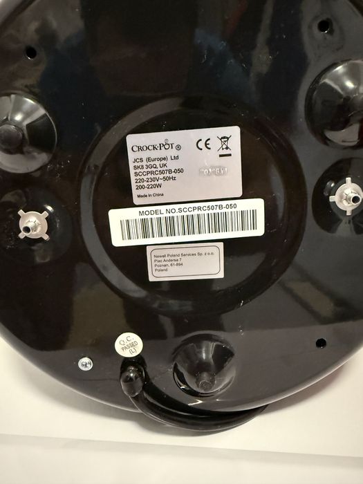 Crockpot aparat  de gatit este aproape nou ,folosit de cateva ori