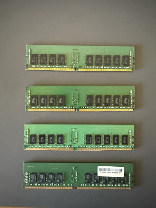 Memorii RAM Server 1Rx4 PC4- 2400T-RC1