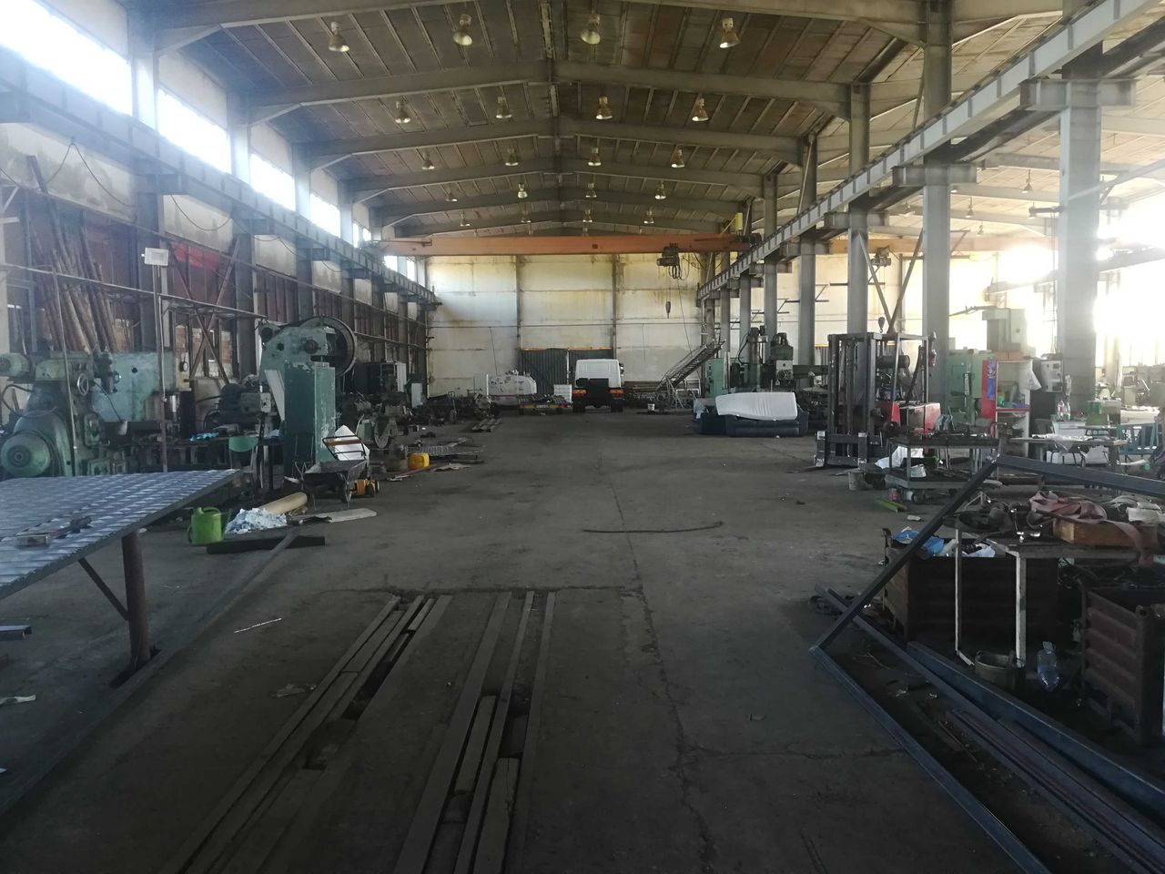 Продава се Промишлена сграда в с. Ведраре, Област Пловдив - 21000 кв.м за 50 €/кв.м - Снимка #1