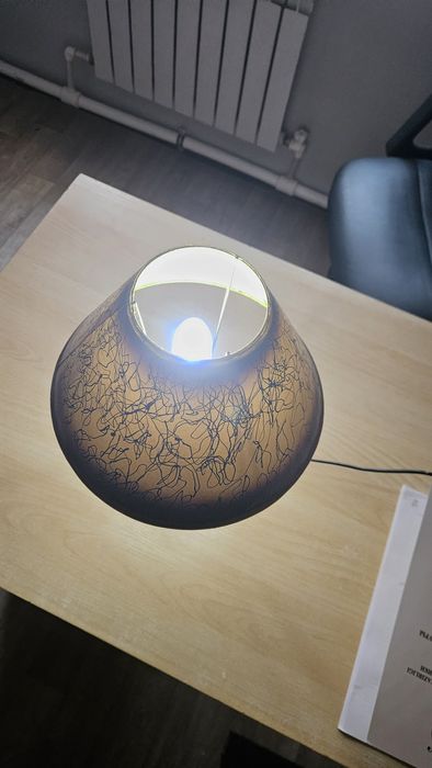 Svitilnik sotiladi xolati yaxshi ishlazi zor