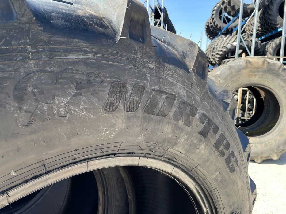 Anvelope noi radiale 650/65R42 pentru tractor spate FENDT marca NORTEC