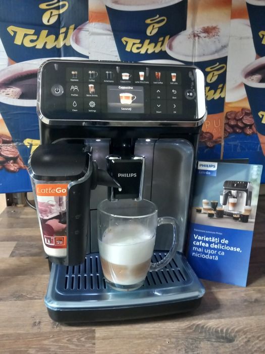 Expresor cafea Philips Latte Go 5400: 5500 cană noua, câteva cafele.