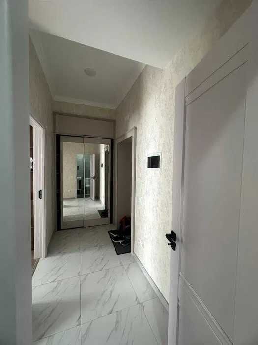 СРОЧНО! 1 комнатная 30м2 новый качественный ремонт под ключ