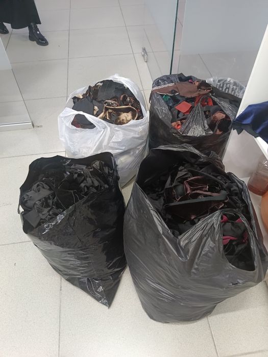 Каралевскии велюр матаның остатоктары