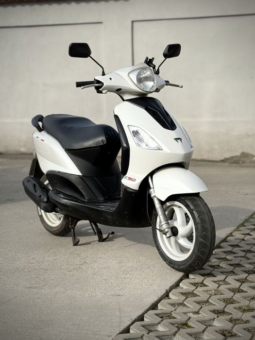 Piaggio Fly 50cc 4T