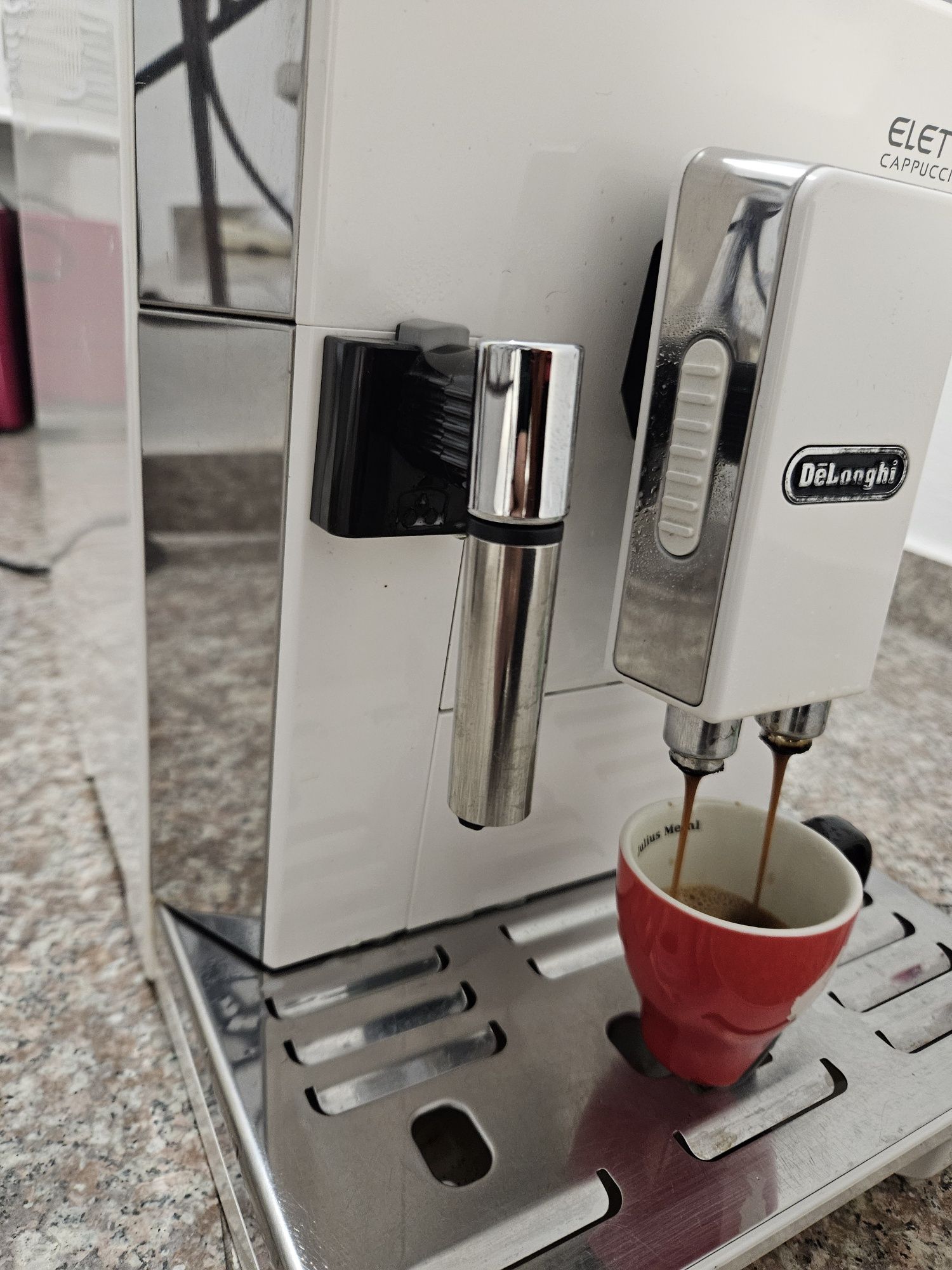 Delonghi Eletta top