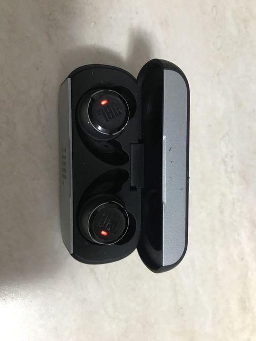 Casti Jbl Reflect Flow cu Defect