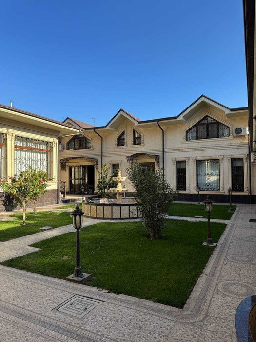 ПРОДАЕТСЯ ДОМ Яккасарайский район Ор.р: кафе “Сим Сим 1000м2