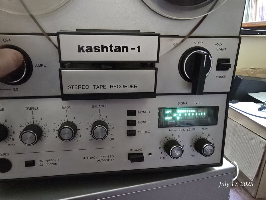 Magnetofon  kashtan1  rezervat    boxe audio 450 lei  radiotehnika s30
