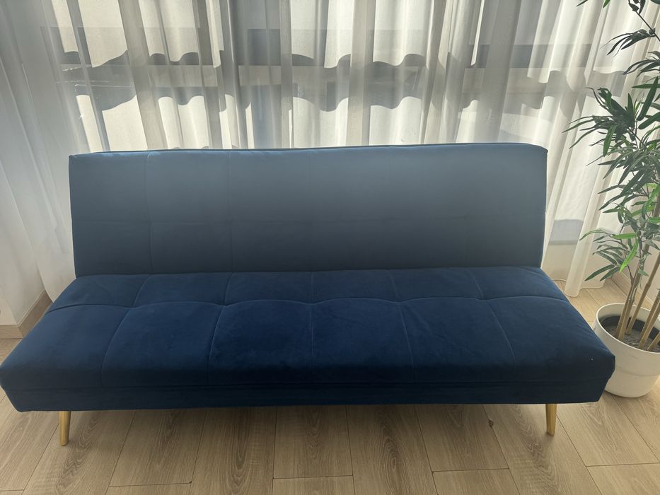 Vand canapea stofa albastra