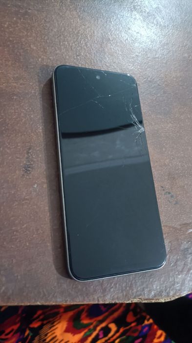 Infinix smart 9 zoʻr