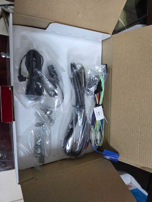 Navigație auto Pioneer AVH-Z5200DAB