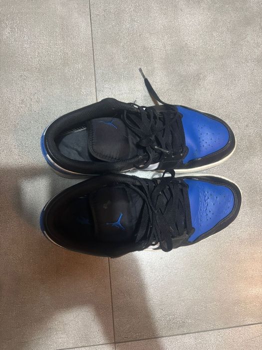 Adidasi Jordan  EUR 41