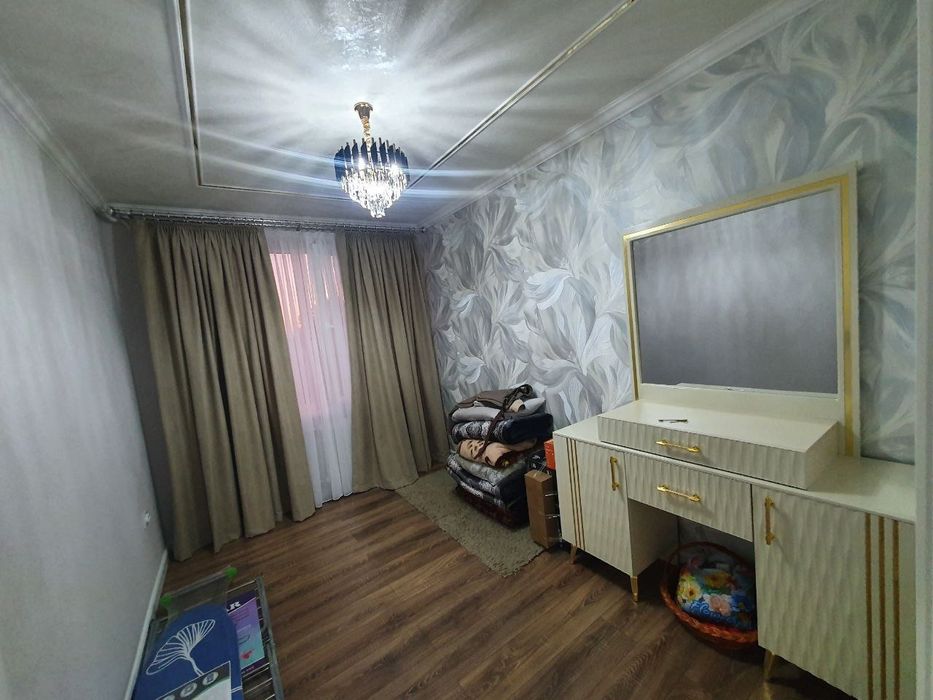 Срочно Продаётся Юнусабад Шахристанская  3/3/4 Кирпичный дом