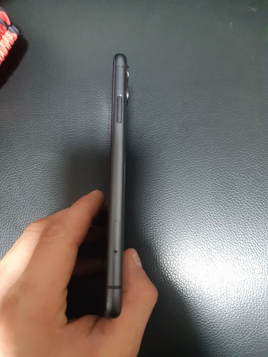 Vand iphone 11 pro 64 gb in stare perfecta !