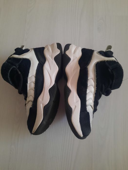 Adidas copil marca Zara, marimea 29