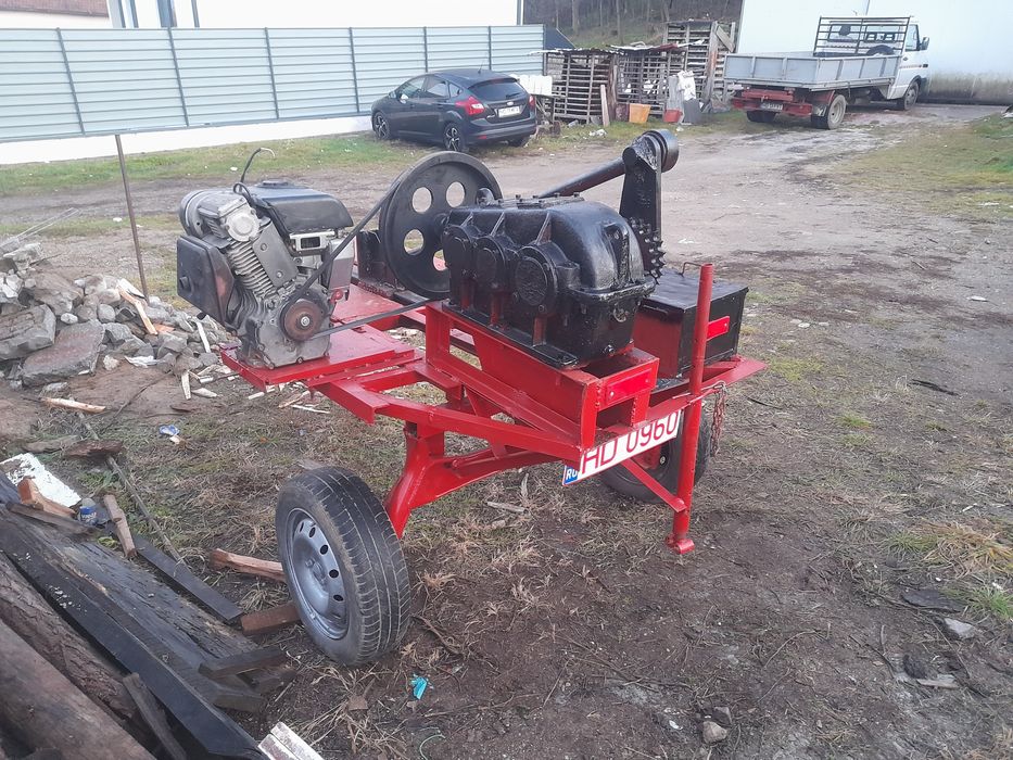 Vind Despicator de Lemne tip Bielă Manivelă