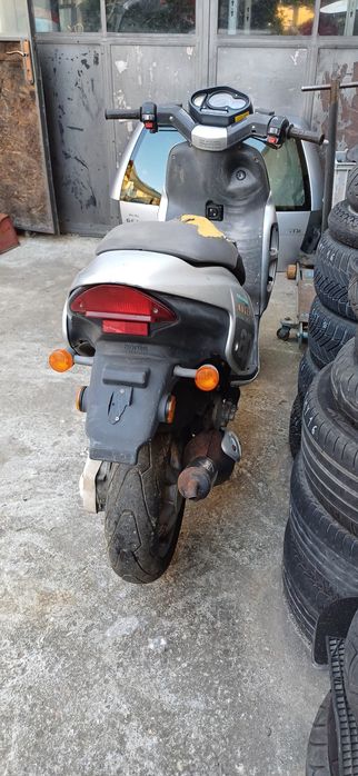 Scuter Aprilia Rally 49 cc - la 500 lei