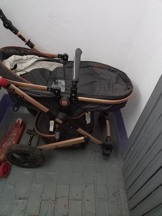 Детская коляска зимняя