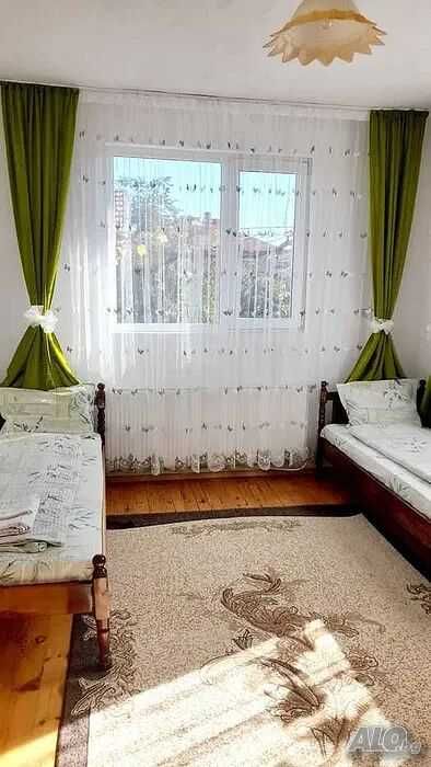 Самостоятелна къща в Добринище