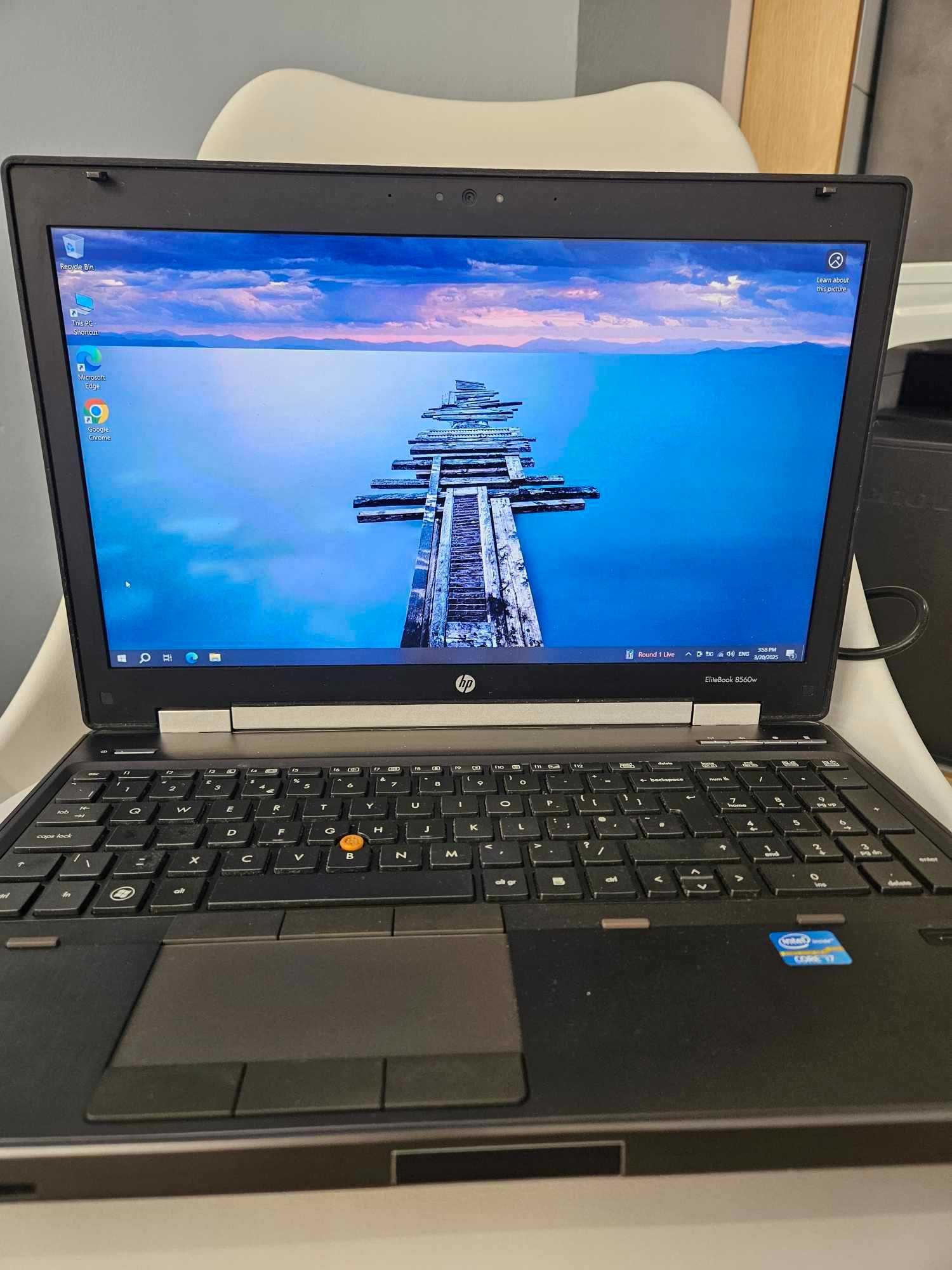 +Гаранция! Лаптоп HP 8560W Intel i7-2620M / NVIDIA QUADRO 2GB / 8GB