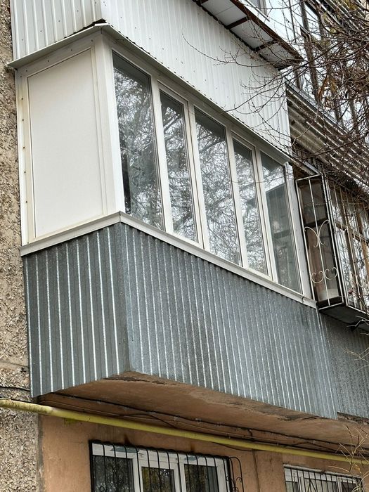 Продам 2х комнатную квартиру в центре