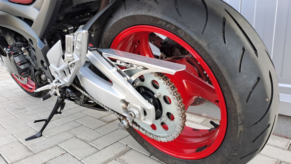 Suzuki gsr600 Yoshimura