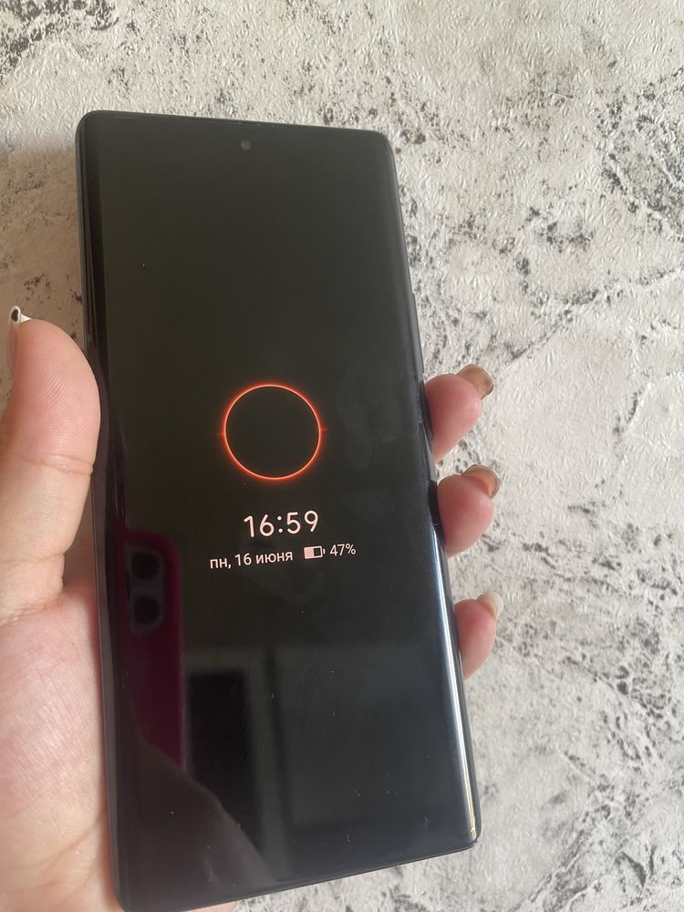 Продам Tecno Spark 20 Pro+